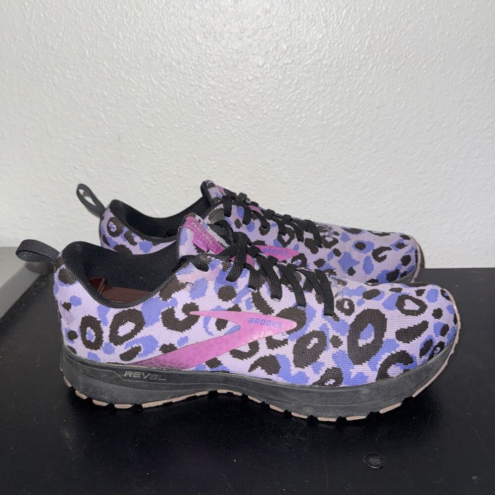 Brooks Revel 5 Running Shoes Womens 10.5 Purple Leopard Print Athletic